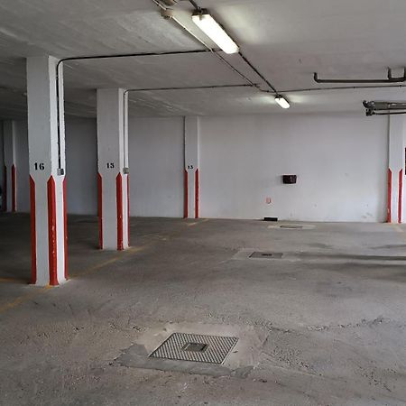Sherryflat Moneo - Parking Jerez de la Frontera Exterior foto